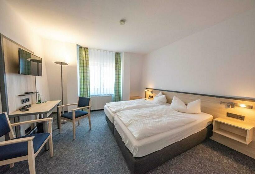 غرفة قياسية, 7 Säulen Gmbh