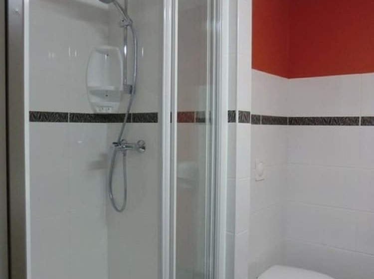 스탠다드 트리플 룸, Ace Hotel Creutzwald Saint Avold