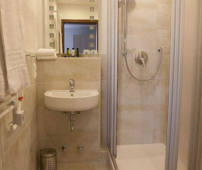 스탠다드 룸, Am Markt