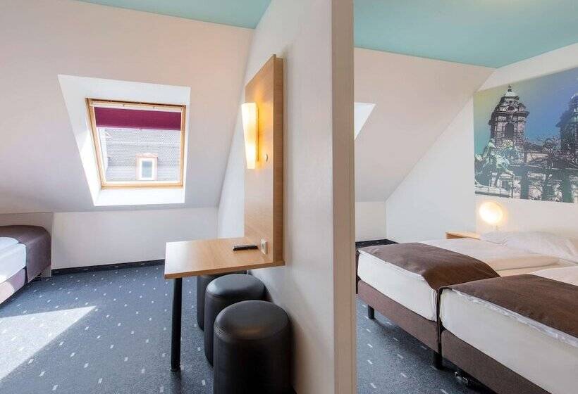 Quarto Triplo Estandar, B&b Hotel Nürnberg City