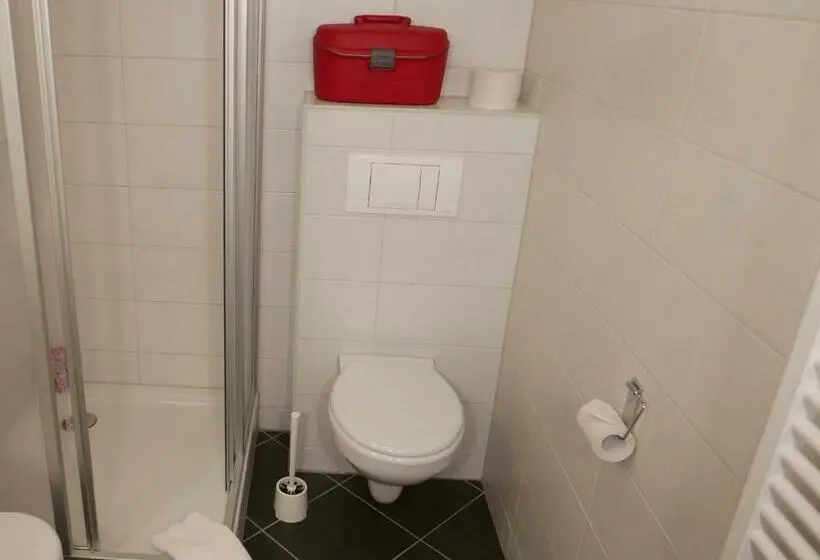 Standard Kolmen Hengen Huone, Dachsbaude & Kammbaude