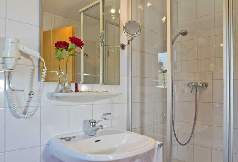 Люкс с Балконом, Garni Vier Jahreszeiten