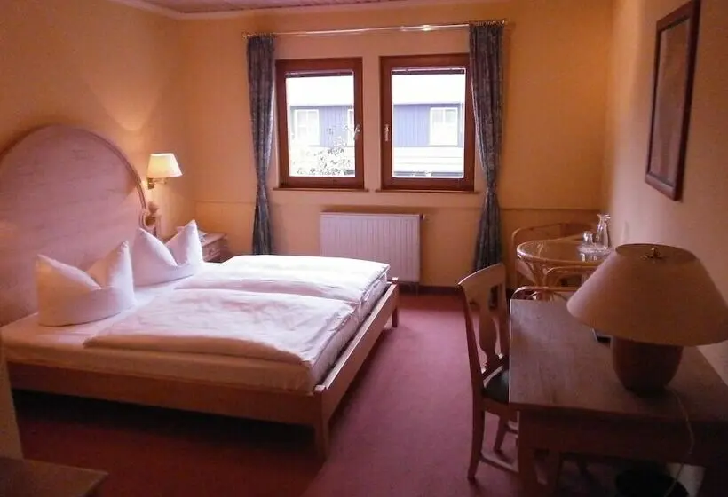 Standard Yhden Hengen Huone, Gasthof Und Landhotel Zur Ausspanne