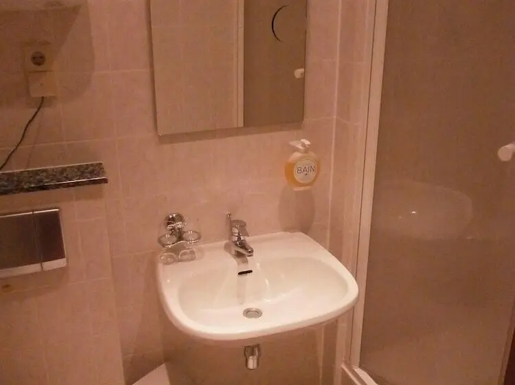 Standard Yhden Hengen Huone, Gasthof Und Landhotel Zur Ausspanne