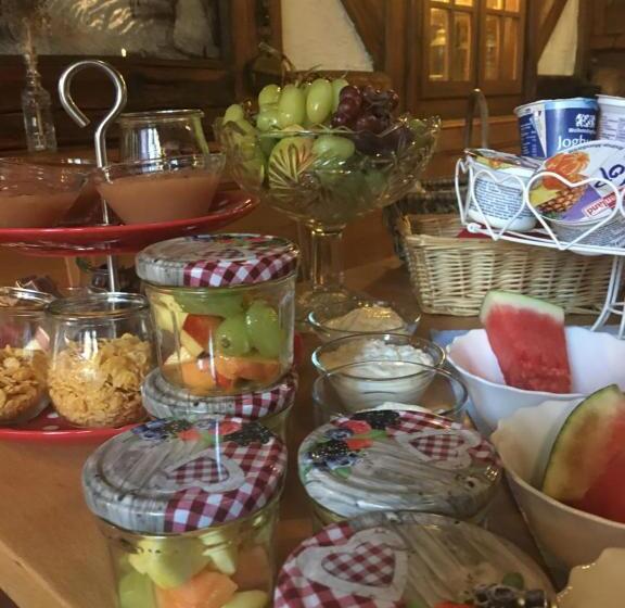 コンフォートルーム, Gästehaus Alter Keller