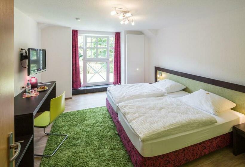 شقة غرفتين, Haus Recke