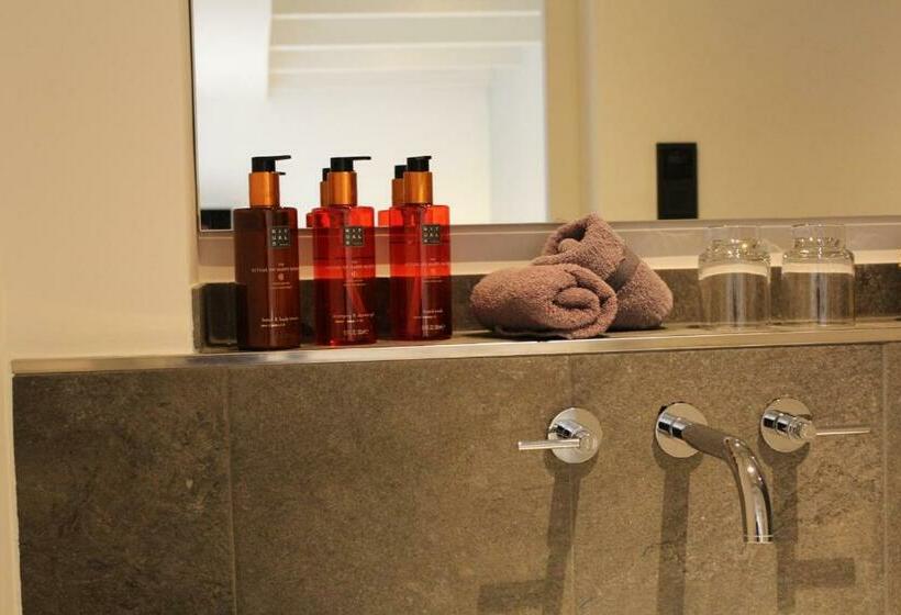 エコノミールーム, Leegerpark