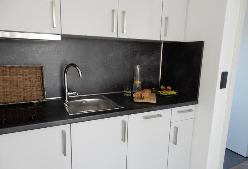 ファミリーステューディオ, Leegerpark