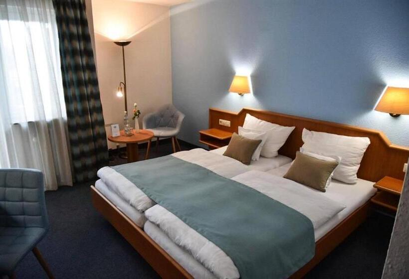 Quarto Estandar com Sacada, Martins Klause Airport Messe Hotel   Self Check In