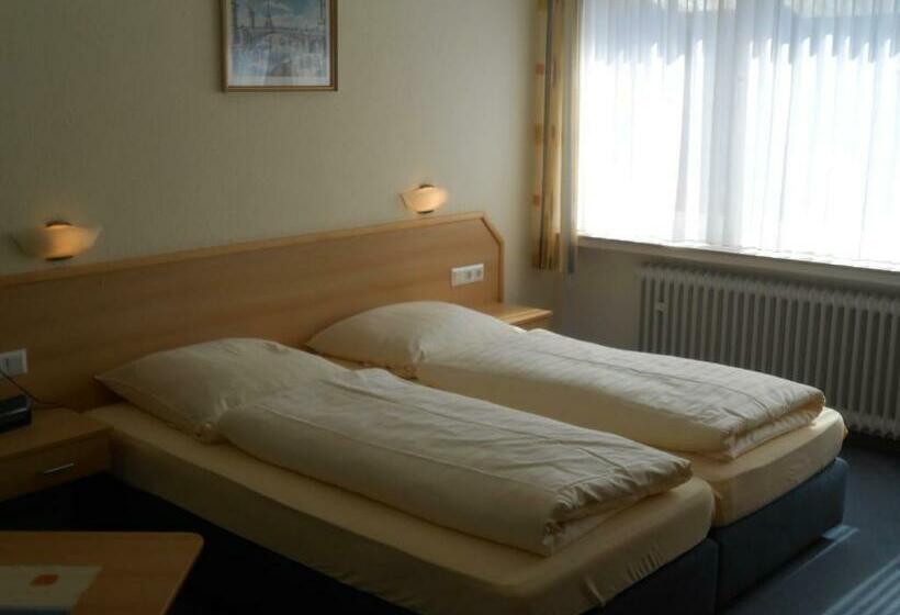 חדר סטנדרט, Rebstock