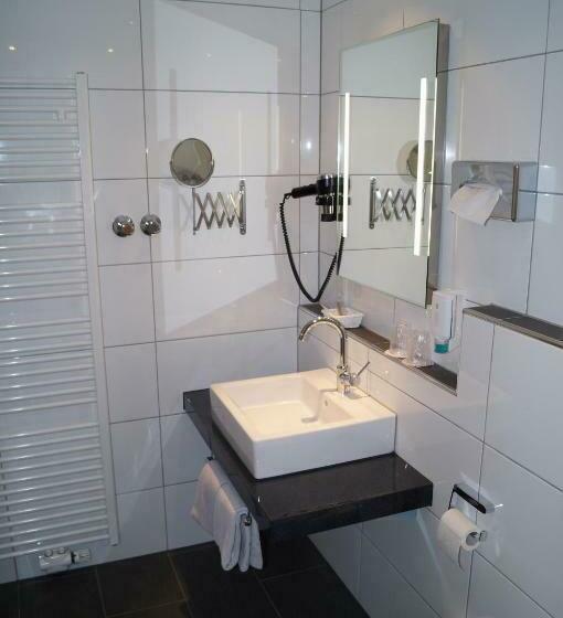 基本间, St.martiner Castell