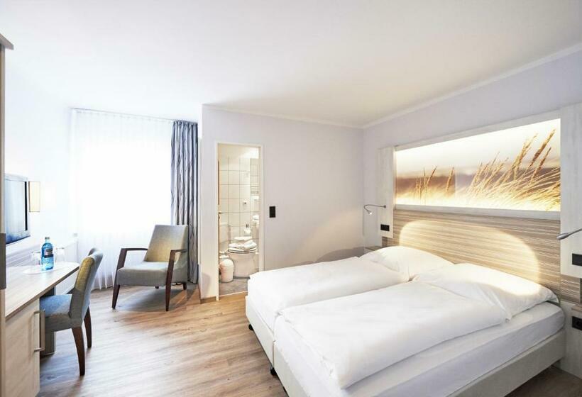 标准间, Strandhof