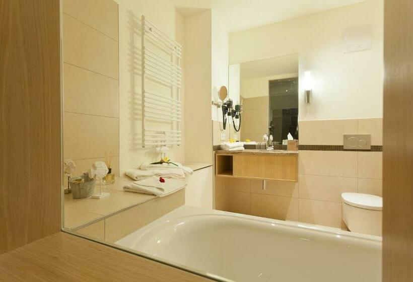 סוויטת ג'וניור, Villa Ludwig