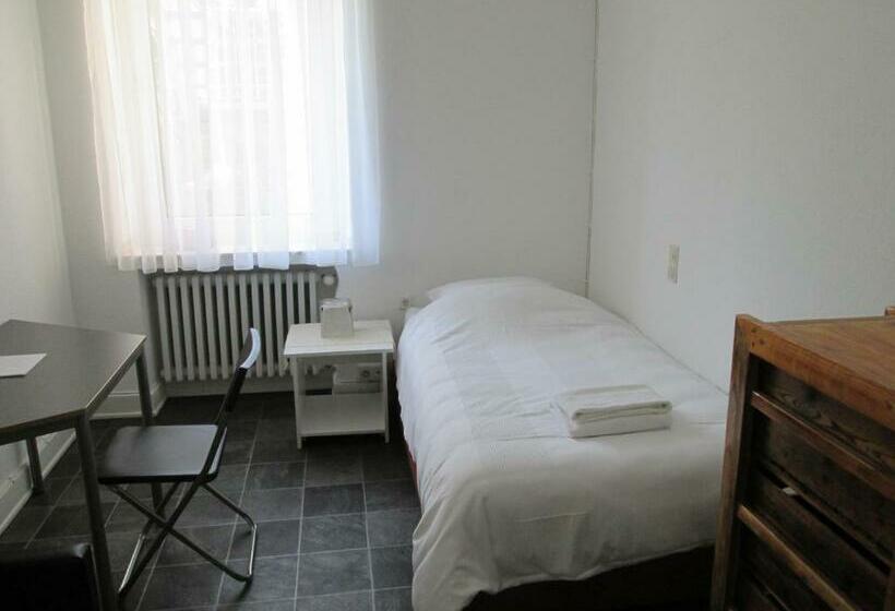 Номер Стандарт Индивидуальный Совместная Ванная, World House Wetten