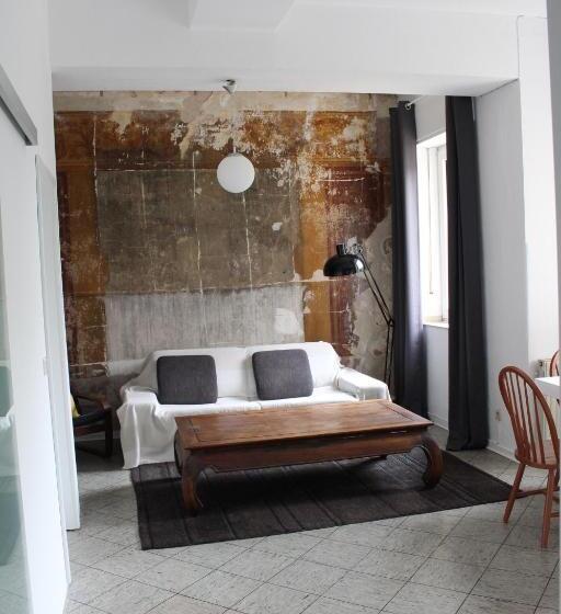 Апартаменты 2 Спальни, World House Wetten