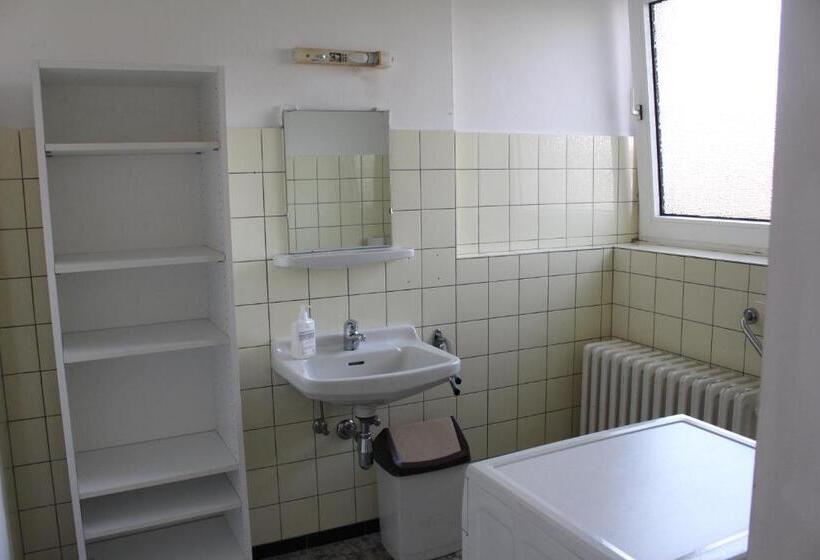 Люкс 2 Спальни, World House Wetten