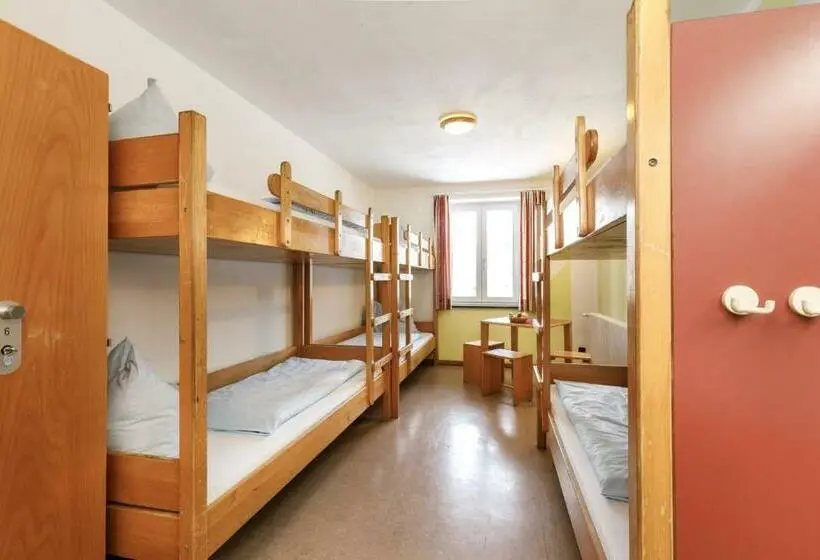 تختخواب در اتاق مشترک, Djh Jugendherberge Oberstdorf   Membership Required!