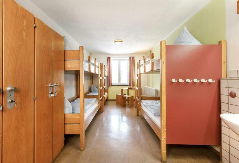 Cama em Quarto Partilhado, Djh Jugendherberge Oberstdorf Membership Required!