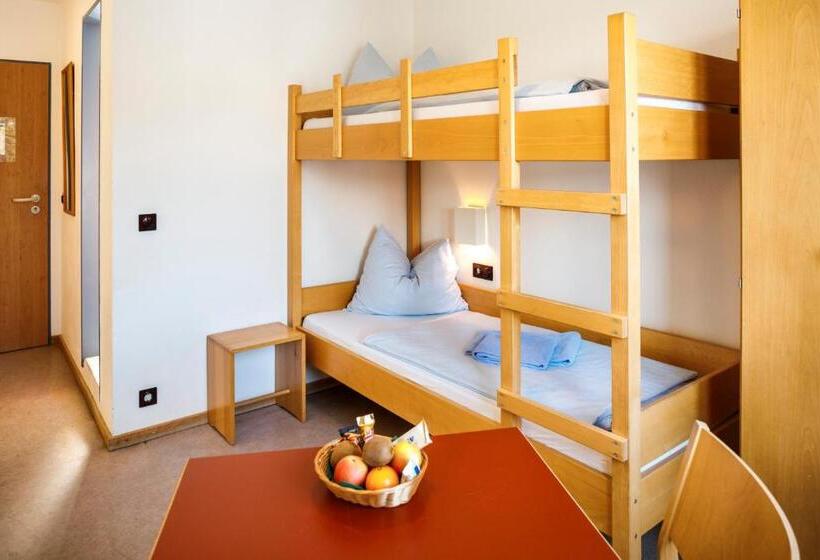 Номер Стандарт Индивидуальный, Djh Jugendherberge Oberstdorf   Membership Required!
