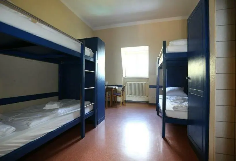 تختخواب در اتاق مشترک, Kolping Hostel Trier Im Warsberger Hof