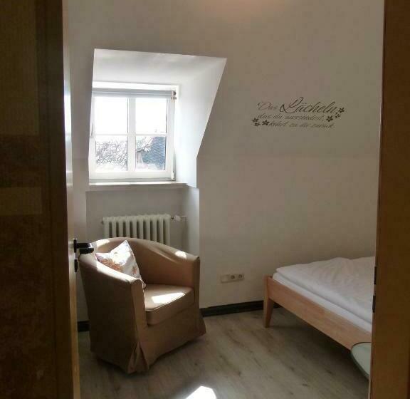 اتاق استاندارد با سرویس بهداشتی مشترک, Kolping Hostel Trier Im Warsberger Hof
