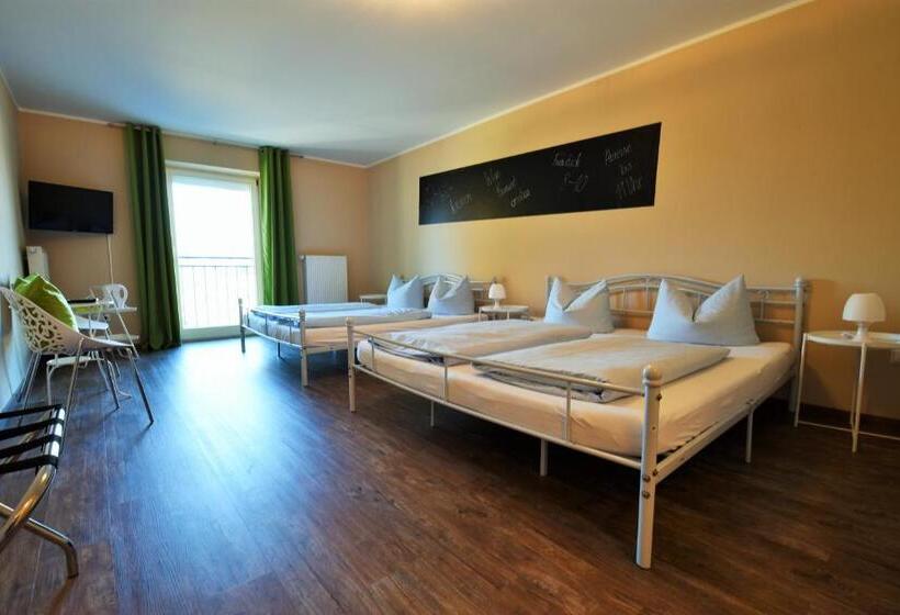 スタンダード４人部屋, Motel Füssen Im Allgäu