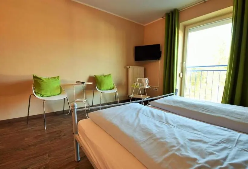 スタンダード４人部屋, Motel Füssen Im Allgäu