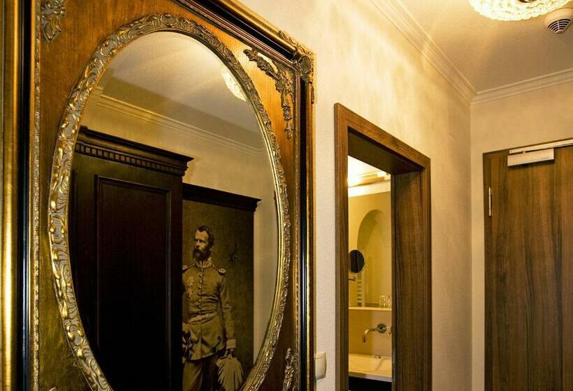 Королевский Номер, Seehotel Hartung & Ferienappartements
