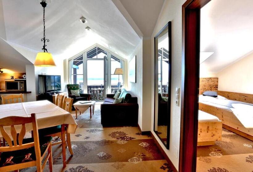 2 Bedrooms Apartment Lake View, Seehotel Hartung & Ferienappartements