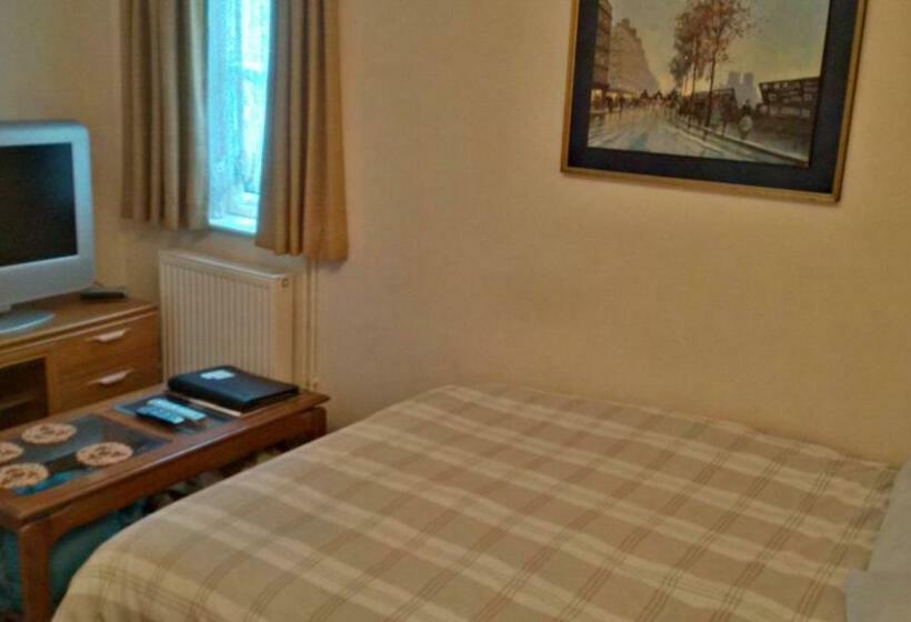 سوییت خانوادگی, Hethersett Lodge