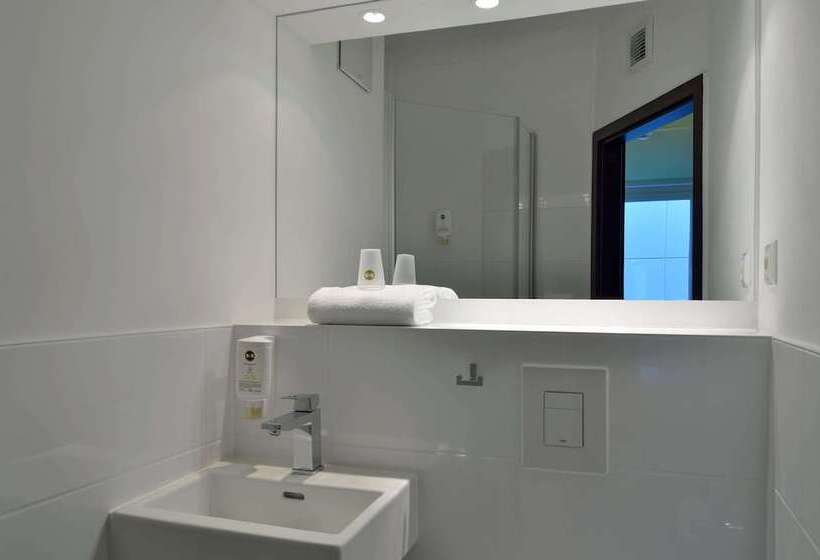 스탠다드 룸, B&b Hotel Köln Airport