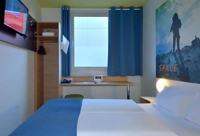 Standard-huone, B&b Hotel Köln Airport