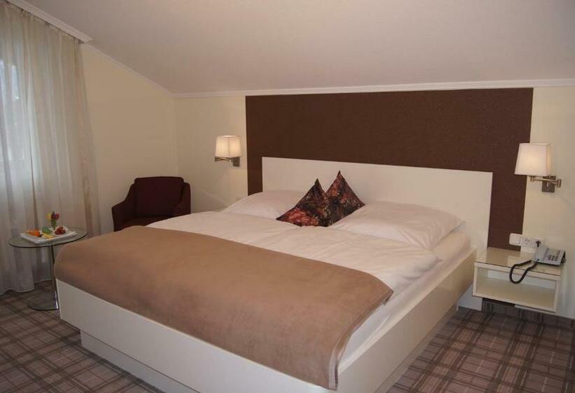 Номер Стандарт, Christine