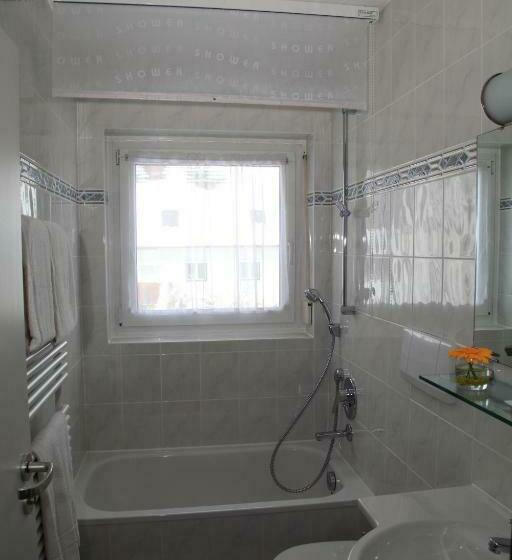 Номер Стандарт, Christine