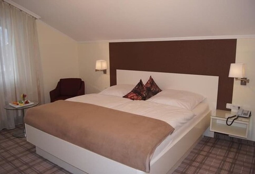 Номер Стандарт, Christine