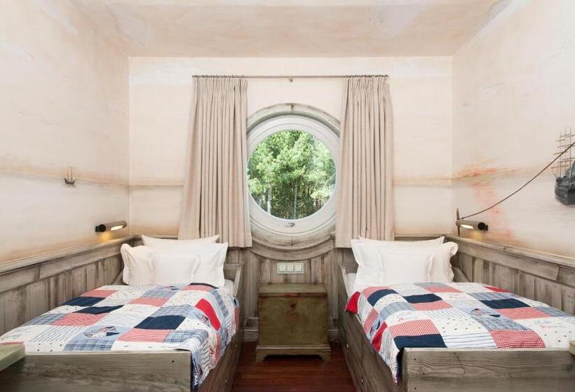 行政套房, Fährhaus