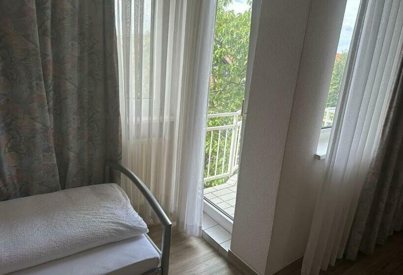 디럭스 트리플 룸, Garni Classico