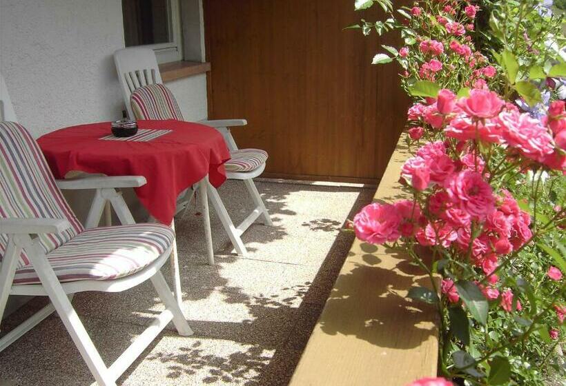 标准间, Garni Schilli