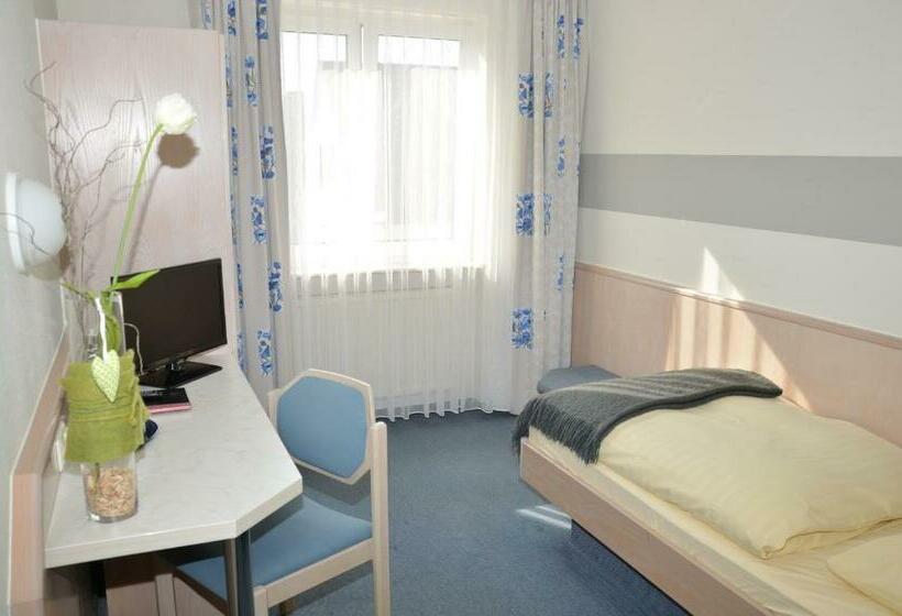 Номер Стандарт Индивидуальный, Hamm