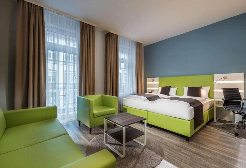 高级家庭房间, Ibis Styles Offenburg City