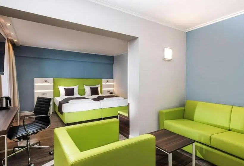Superior-perhehuone, Ibis Styles Offenburg City