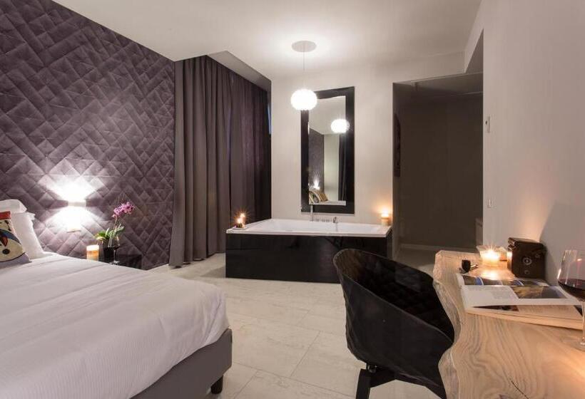 اتاق لوکس با وان آب گرم, Kepos Etna Relais & Exclusive Spa