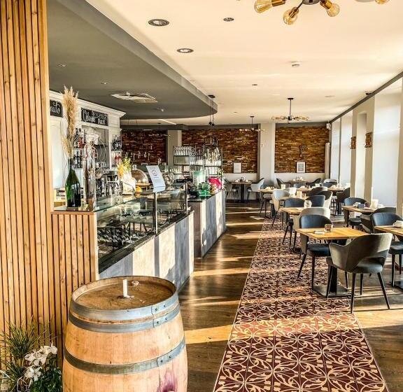 スタンダードルーム, Moselhaus Weiskopf