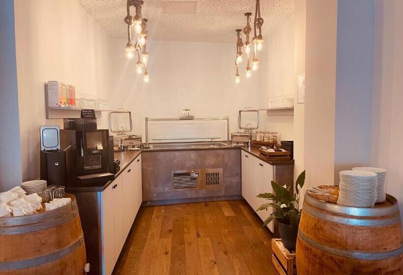 スタンダードルーム, Moselhaus Weiskopf