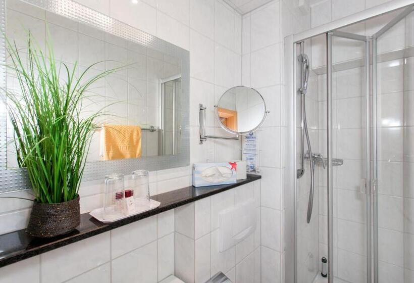 ベーシックルーム, Moselhaus Weiskopf