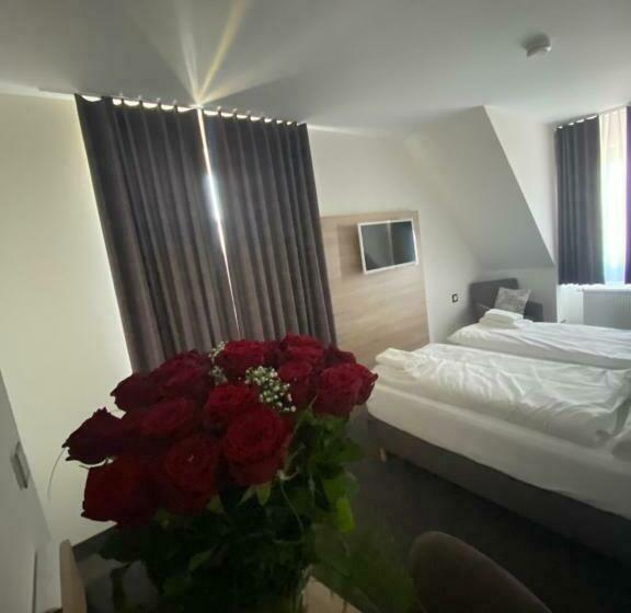 标准间, Prinz Albrecht