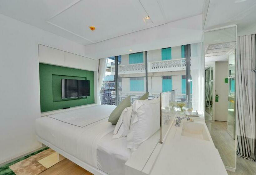 اتاق سوپریور, Riva Arun Bangkok