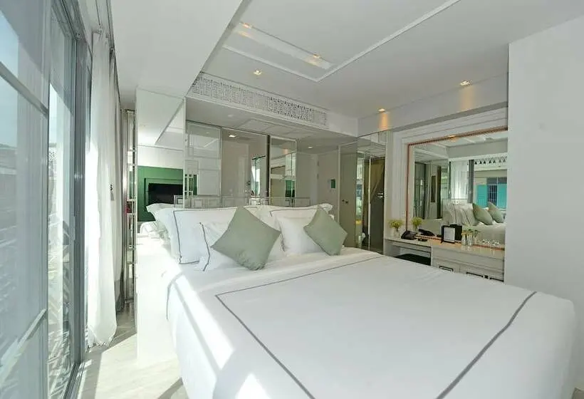 اتاق سوپریور, Riva Arun Bangkok