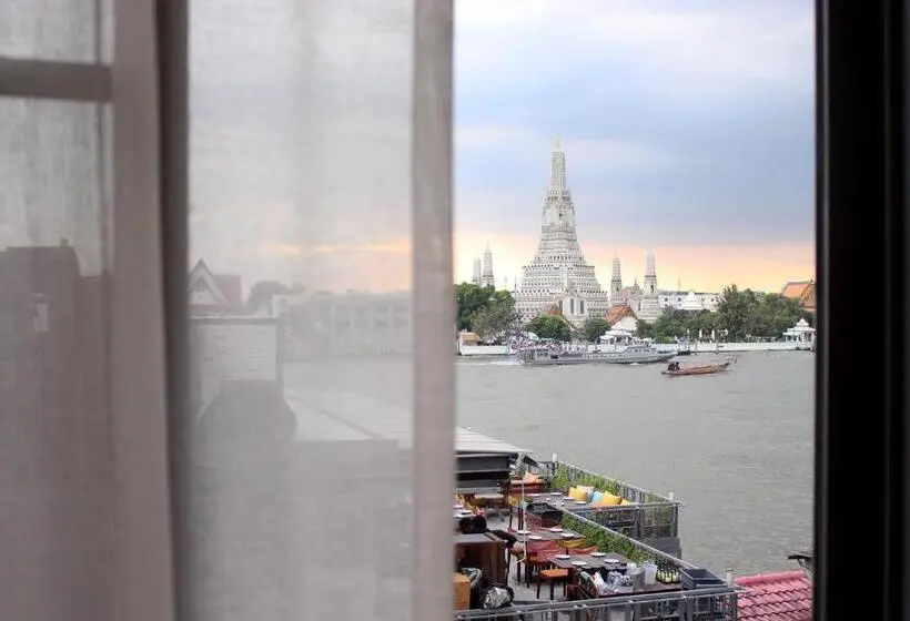 اتاق لوکس, Riva Arun Bangkok