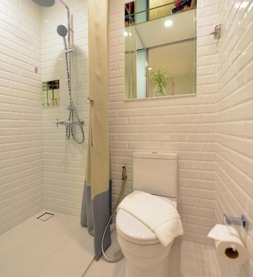 استودیوی استاندارد, Riva Arun Bangkok